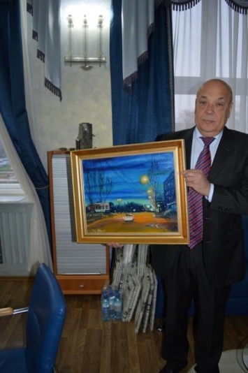 Геннадий Москаль получил символичный подарок из Луганщины (фото)