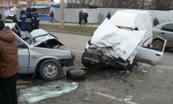 В результате ДТП в Хмельницком один человек погиб, четверо травмированы