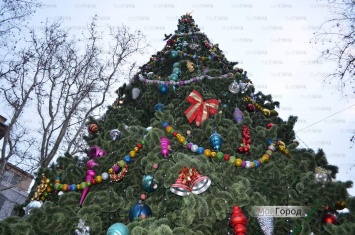 Николаевцам напомнили новогодне-рождественскую программу до 17 января