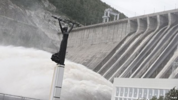 Кыргызстан разрывает соглашение с Россией о строительстве ГЭС