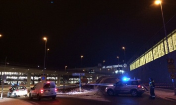 Вблизи аэропорта Стокгольма обнаружен подозрительный сверток