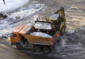 В Киеве снег будут убирать в круглосуточном режиме, – "Киевавтодор"