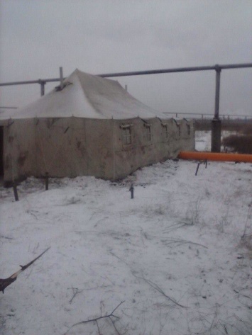 Ремонтники прокладывают газопровод в Марьинку и Красногоровку в спецусловиях (ФОТО)