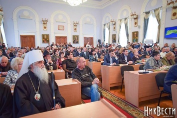Сессию Николаевского городского совета разделят на два пленарных заседания