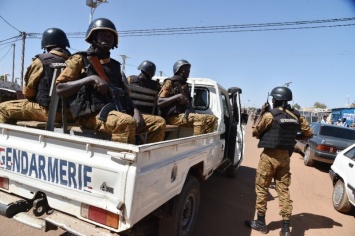 В Буркина-Фасо жертвами атаки боевиков из ячейки "Аль-Каиды" стали 6 человек