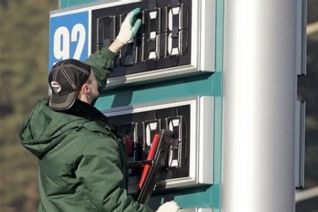 На ряде украинских АЗС подешевел бензин и дизтопливо, - Минэнергоугля