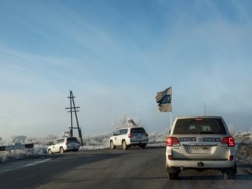 Миссия ОБСЕ подтвердила обстрел автомобиля наблюдателей в Марьинке