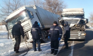 В Днепропетровской области приостановили учебный процесс из-за погодных условий