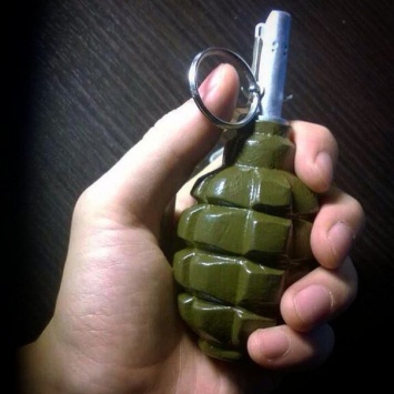 В Новоазовске боевик под действием наркотиков пытался взорвать гранату в расположении, - разведка