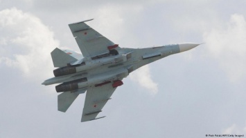 Российский Су-27 опасно сблизился с самолетом-разведчиком США