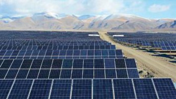 В Марокко построили крупнейшую в мире солнечную электростанцию