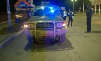 Патрульная полиция Ужгорода остановила авто за нарушение ПДД и обнаружила в салоне беспилотник