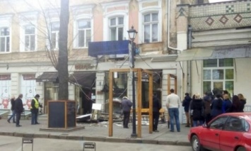 В центре Одессы обвалился балкон, никто не пострадал