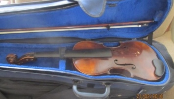Американец хотел вывезти из Одессы семь старинных скрипок