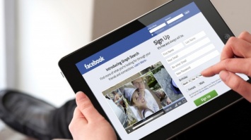 В Великобритании девушка зарезала бойфренда из-за его любви к Facebook