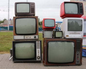 Аналитики: Кризис сократил продажи телевизоров в России на 47%