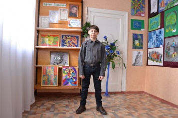 В Кривом Роге открылась персональная выставка 12-летнего Артема Зиятдинова (фото)