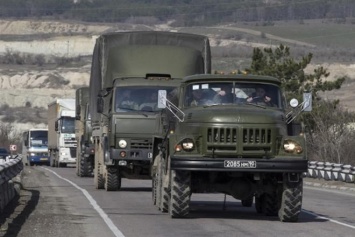 С территории РФ на Донбасс въехали 3 танка, 2 БМП и грузовики с военными, - ГУР Минобороны