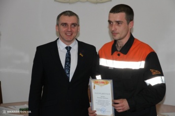 Николаевский мэр Сенкевич вручил почетные грамоты «за борьбу со снегопадом»