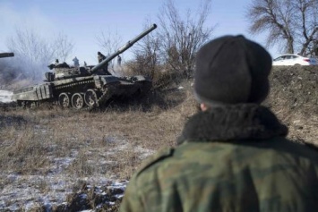 За день 26 февраля боевики 14 раз обстреляли позиции украинских военных, – пресс-центр штаба АТО