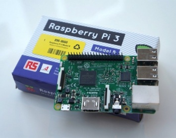 Мини-ПК Paspberry Pi 3 оснастили 64-битным чипом и Wi-Fi