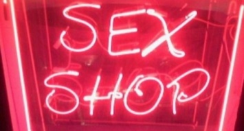 Со склада алматинского секс-шопа украли три мешка фаллоимитаторов