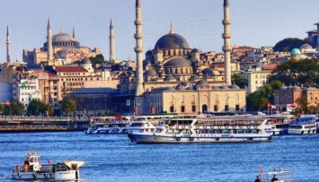 Европу и Азию в Стамбуле соединил еще один мост