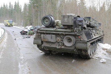 Танк НАТО убил человека в Норвегии