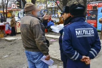 Полиция Мариуполя отреагировала на митинг предпринимателей у Жовтневого суда (ФОТО)