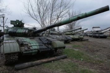 Боевики перебросили в район Ясиноватой танковую роту и «Зоопарк»