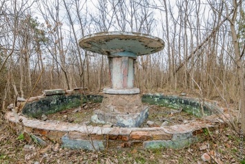 Парк с фонтаном на Хортице превратился в свалку (ФОТО)