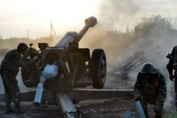 52 обстрела за сутки: боевики продолжают вести огонь из оружия крупного калибра