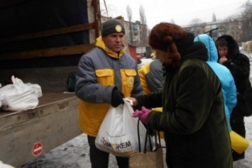 Гуманитарный штаб Рината Ахметова выдал 7- миллионный набор выживания
