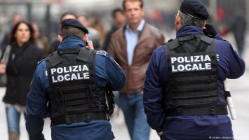 Задержанный в Италии алжирец отказался от дачи показаний