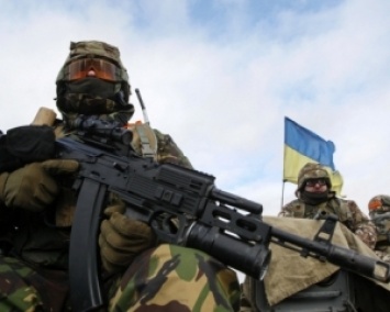 Война на Донбассе: в Авдеевке не умолкает стрельба из крупного калибра