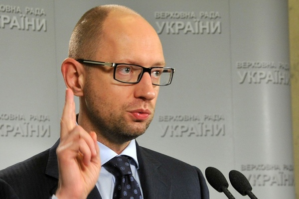 Яценюк поручил АМКУ довести до конца дело "Газпрома"