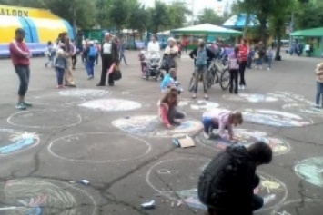 В Краматорском парке Юбилейный прошел праздник для детей