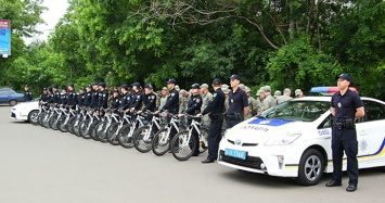 Одесских полицейских «вооружили» велосипедами (ФОТО)