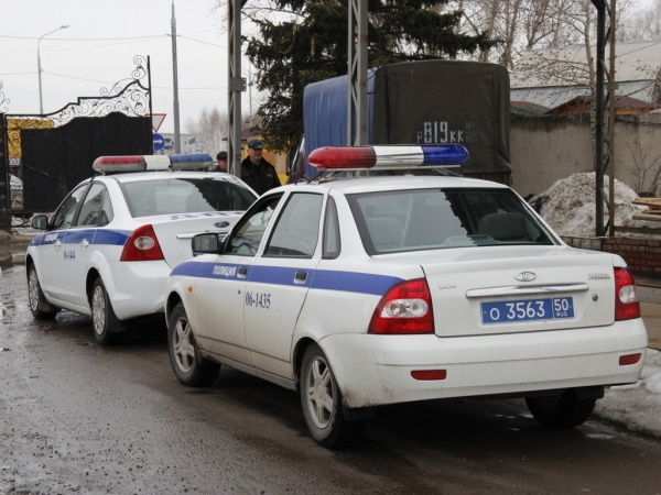 В Москве неизвестный мужчина зарезал полицейского во время задержания