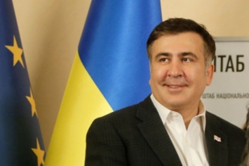 Михаил Саакашвили перенесет свой кабинет в палатку на трассе