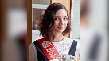Жуткое убийство девушки в парке Санкт-Петербурга: 17-летнего любителя ножевых боев удалось разыскать с помощью соцсети
