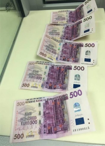 Запорожец пытался расплатиться за драгоценности "нарисованными" 2500 евро