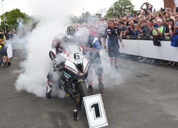 Данлоп на BMW установил еще один абсолютный рекорд Isle of Man TT