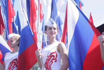 День России 12 июня 2016 года в Москве: праздничные мероприятия, фестивали, концерты, салют