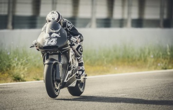 MotoGP: Идеальная погода помогла KTM Factory Racing в Jerez de la Frontera