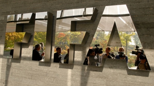 США обещают новые обвинения по делу о коррупции в ФИФА