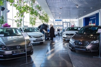За 10 лет средняя цена автомобиля в России выросла в три раза