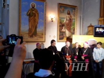 Госсекретарь Ватикана представил комитет программы "Папа для Украины" в Запорожье