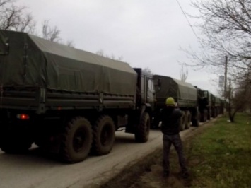 В Краснодон из России доставлены три автомобиля с боеприпасами