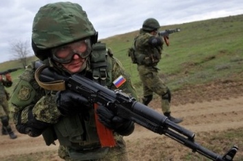 В Новоазовск прибыли российские спецназовцы